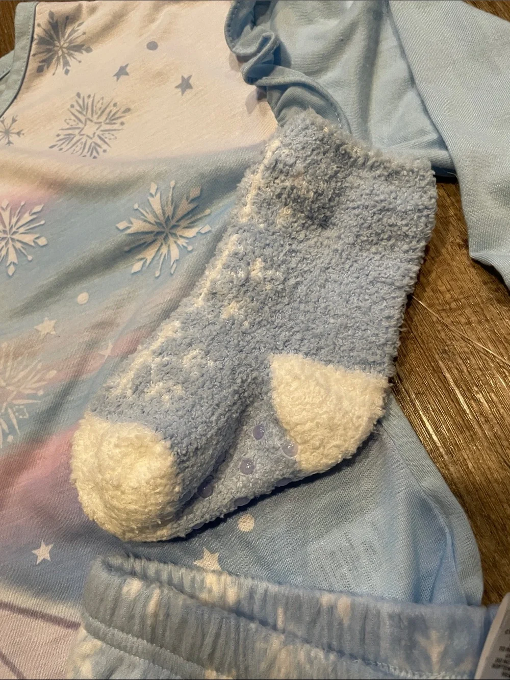 Disney Frozen Pajama Set With long Sleeves Socks‎ Size  Girls 8